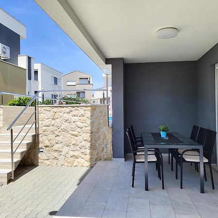 Villa Lumada Pool Apartments 노바야 외부 사진