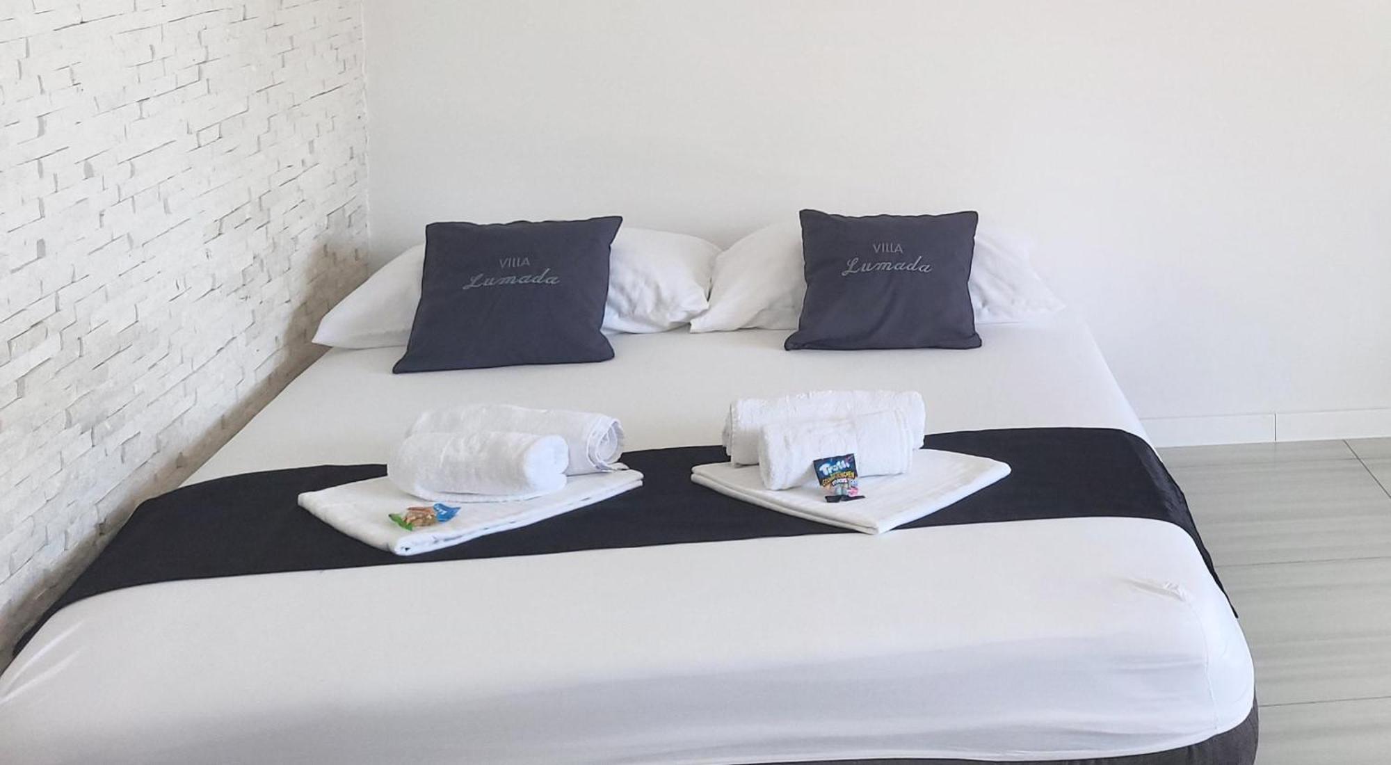 Villa Lumada Pool Apartments 노바야 외부 사진